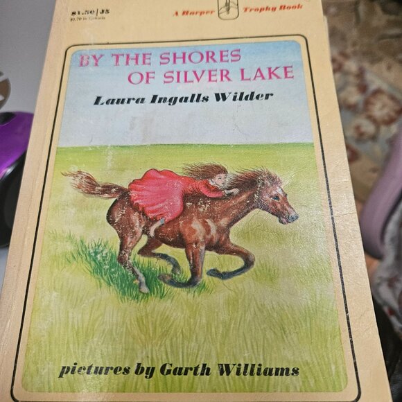 Laura Ingalls wilder little house set of four books in great used shape 1971 - Picture 3 of 6